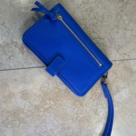 Beautiful blue Tory Burch wallet - Picture 3 of 3
